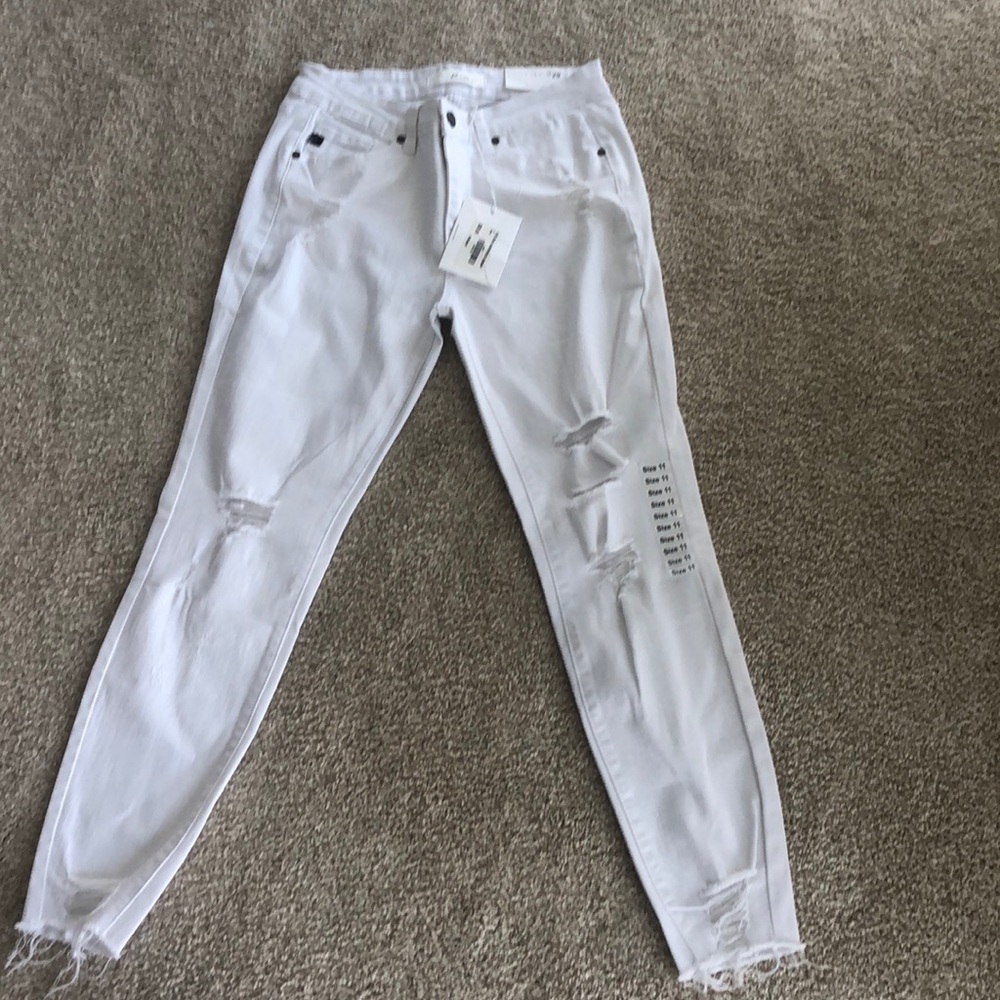 White destroyed skinny pants
